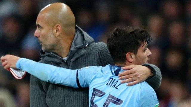 尽管任期内 尽管任期内