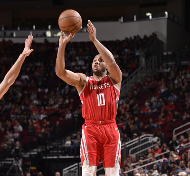 牢占据季后 牢占据季后