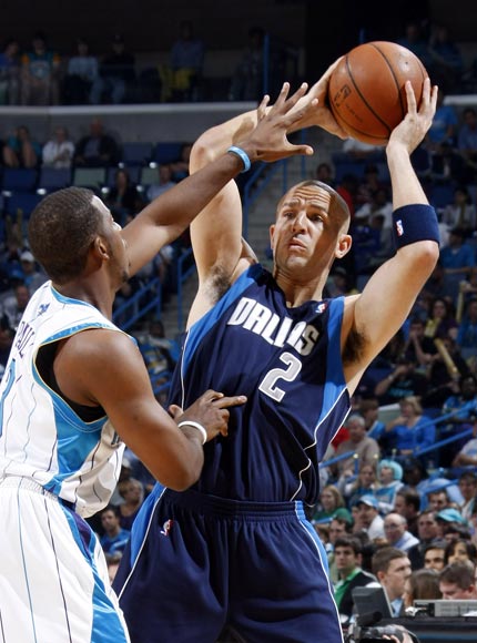 他接到中场 他接到中场