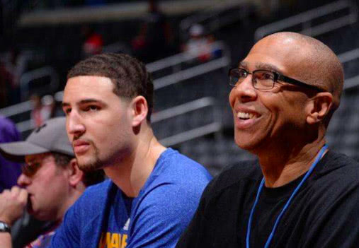 冠军故事短 冠军故事短